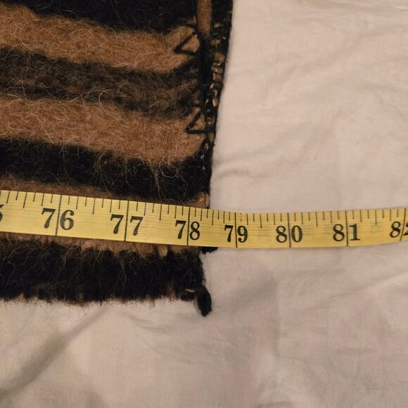 Poncho Cape Tunic One Size Black Brown Striped Super Heavy and Warm *read* - Picture 11 of 16